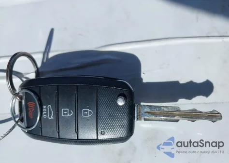 2017 Kia Forte Lx из США, поврежденный, VIN 3KPFL4A79HE012946